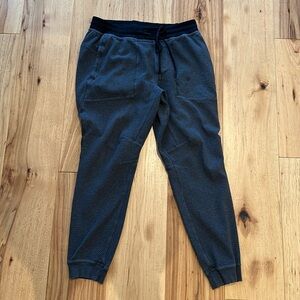 Lululemon men’s joggers